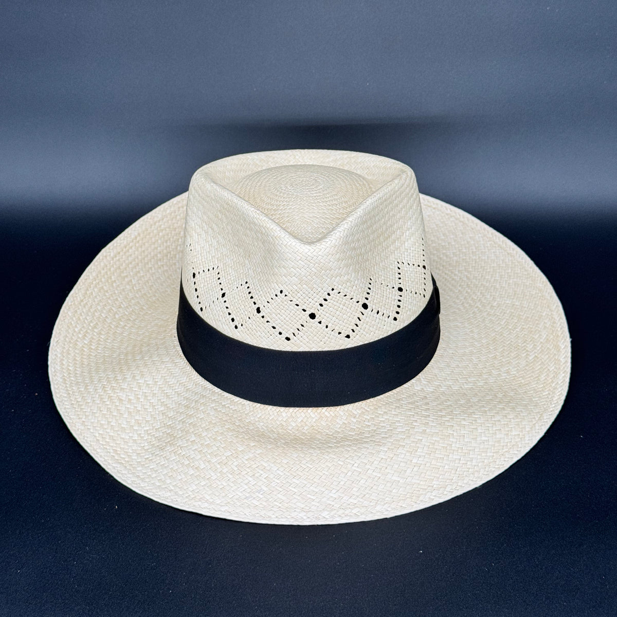 Fedora diamond fretwork