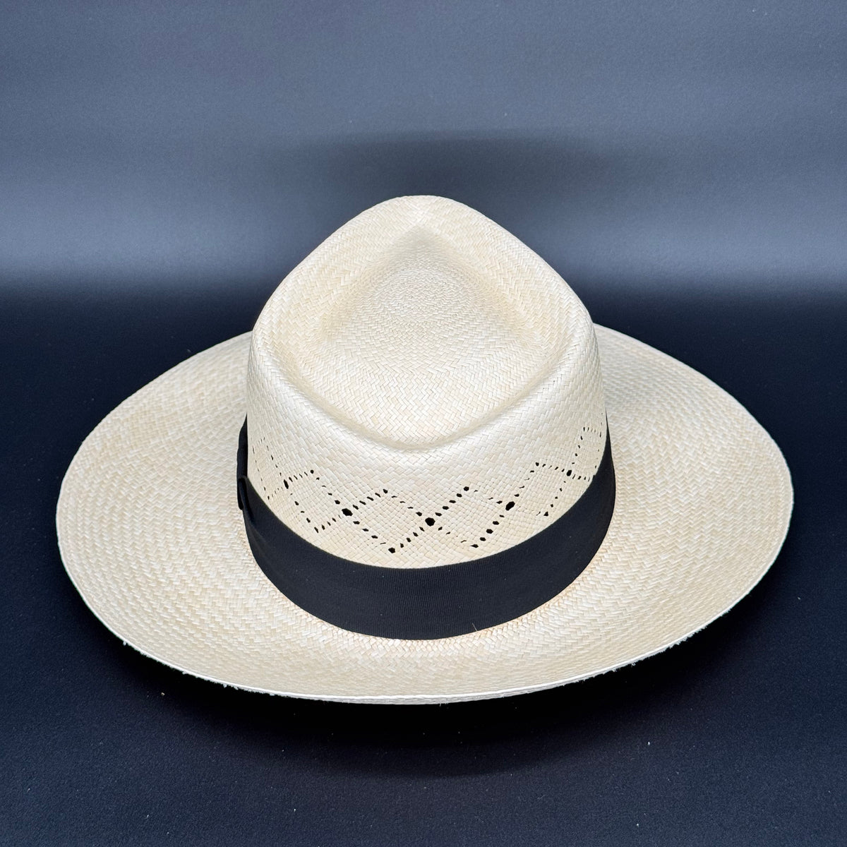 Fedora diamond fretwork